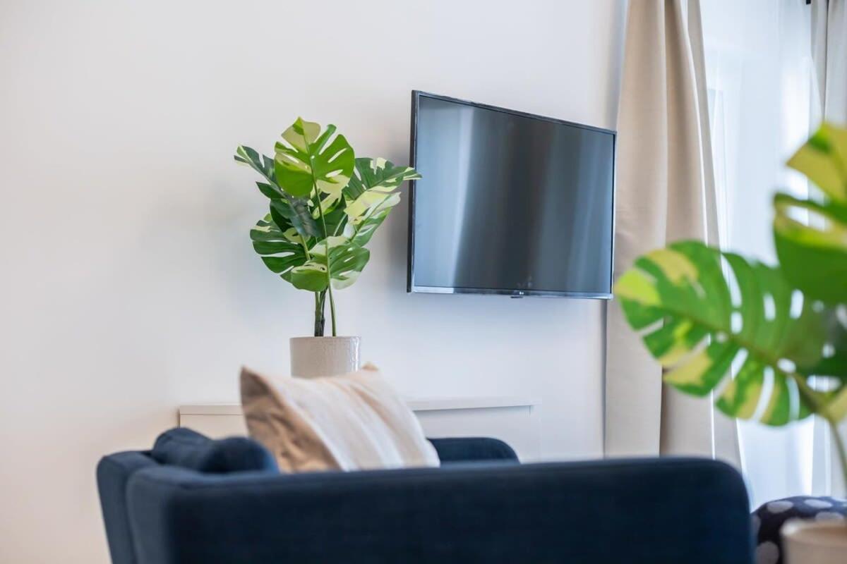 Modern Apt In Authentic Central Area 布达佩斯 外观 照片